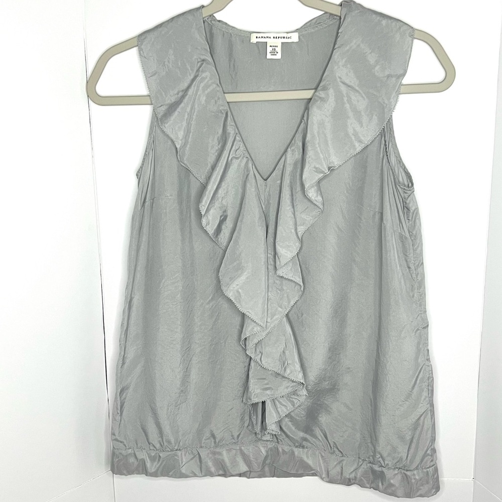 Banana Republic Sleeveless Ruffle Blouse, XS P, 100% silk
